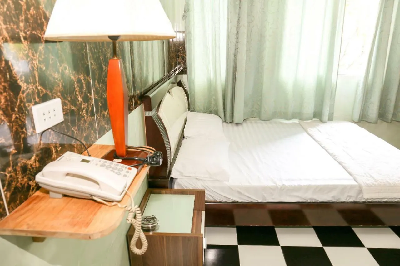 Sao Mai Hotel Ho Chi Minh City 2*,